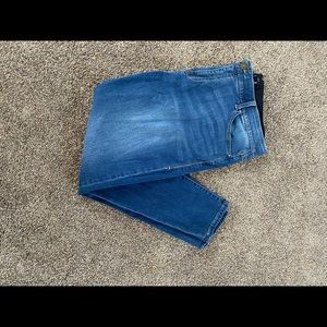 LulaRoe Size 40 Standard Skinny Jeans